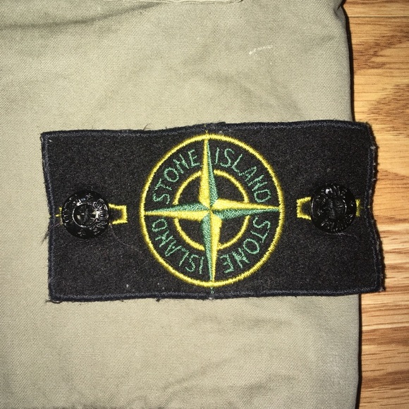 Stone Island Tech Utility Shorts - Picture 2 of 3